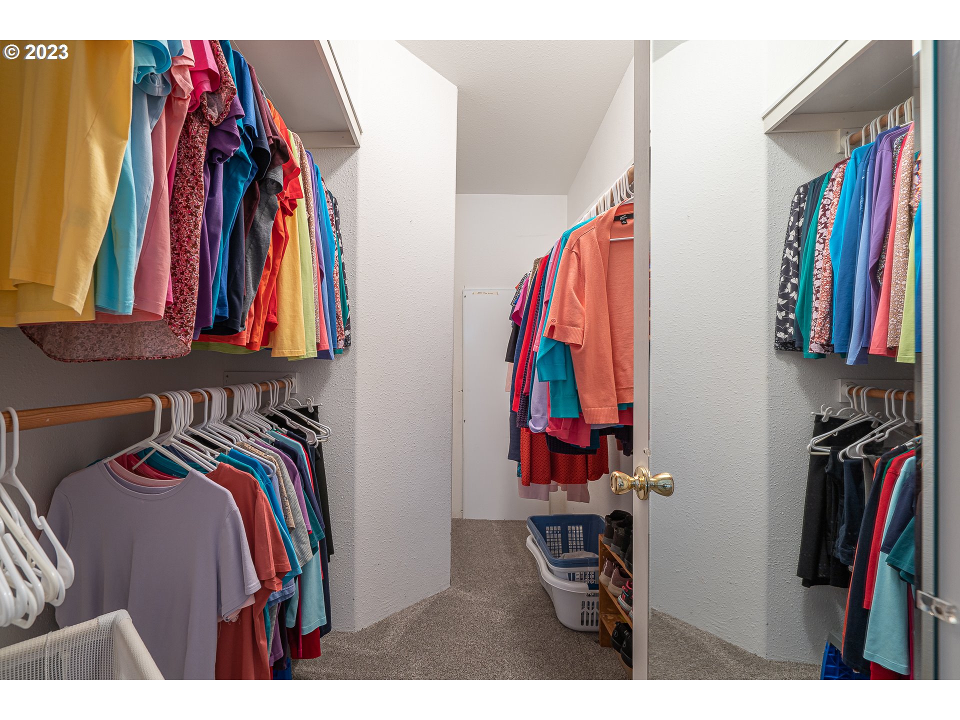 20840 Butteville Road Northeast Donald, OR 97020 - Photo 21 of 40 a view of walk in closet with clothes