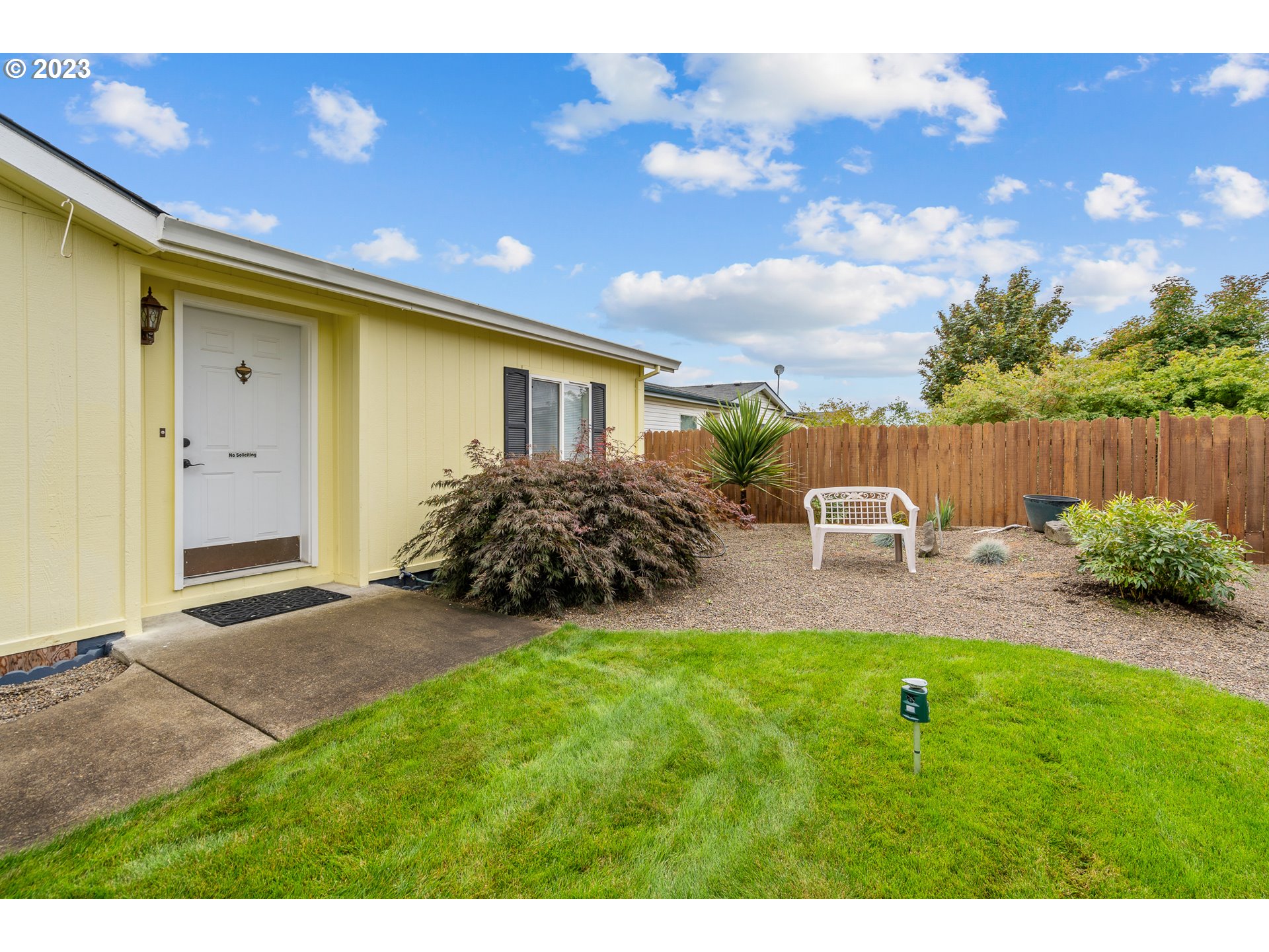 20840 Butteville Road Northeast Donald, OR 97020 - Photo 33 of 40 a view of a backyard with plants and a patio