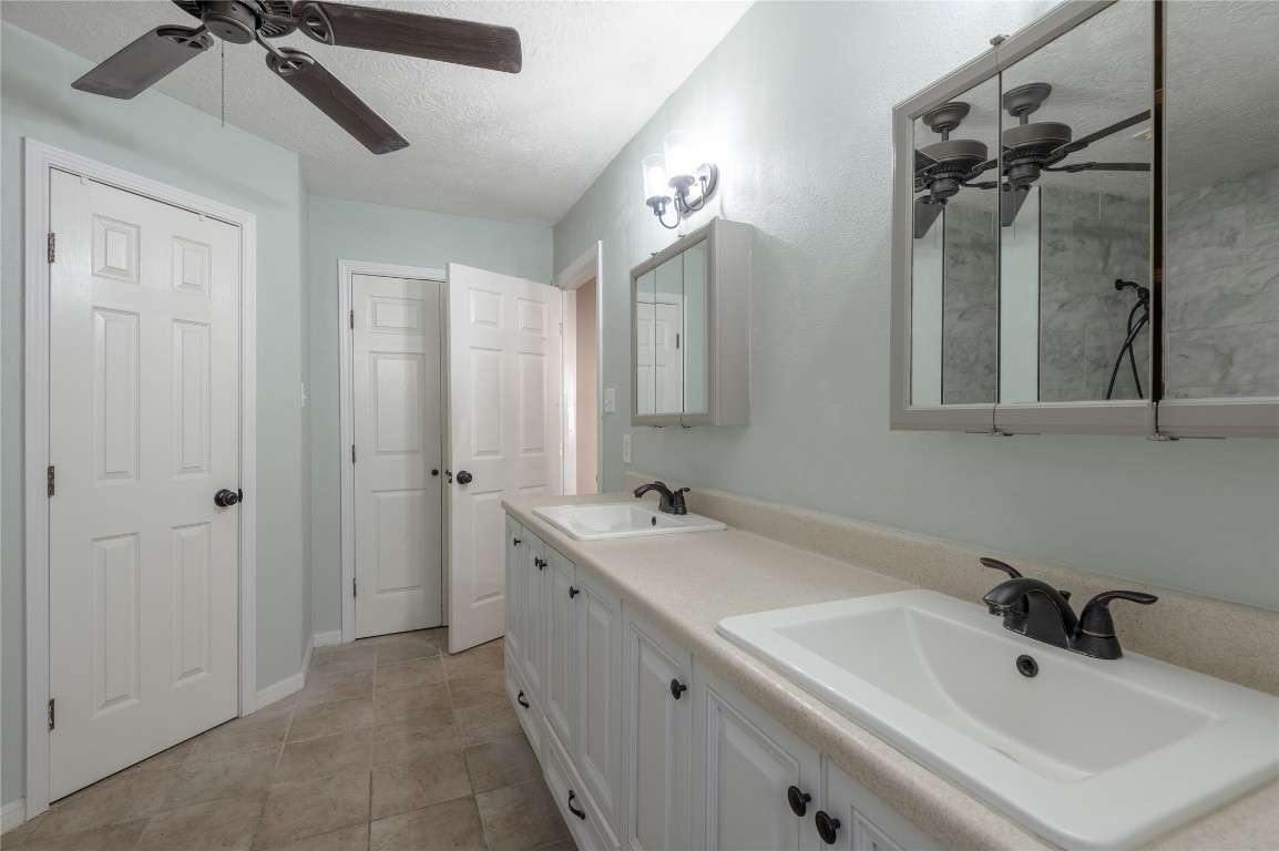 12 Quiet Wind Trinity, TX 75862 - Photo 25 of 48 The double sinks have plenty of counter space.