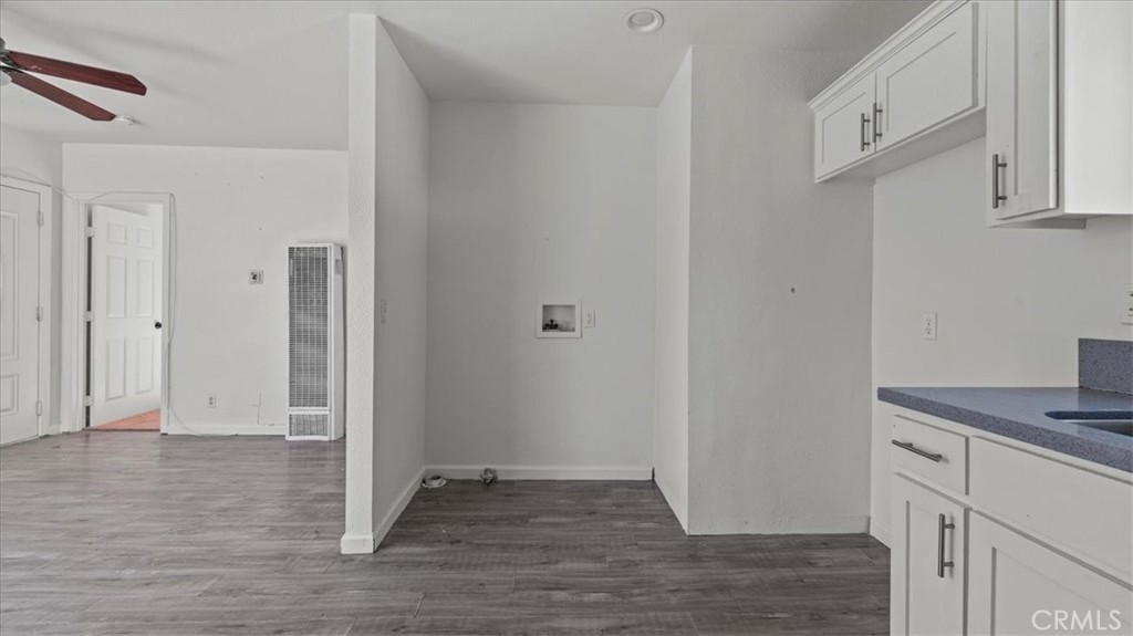 809 North Tamarind Avenue Compton, CA 90220 - Photo 14 of 33