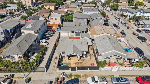 $750,000 | 809 North Tamarind Avenue, Compton, CA 90220