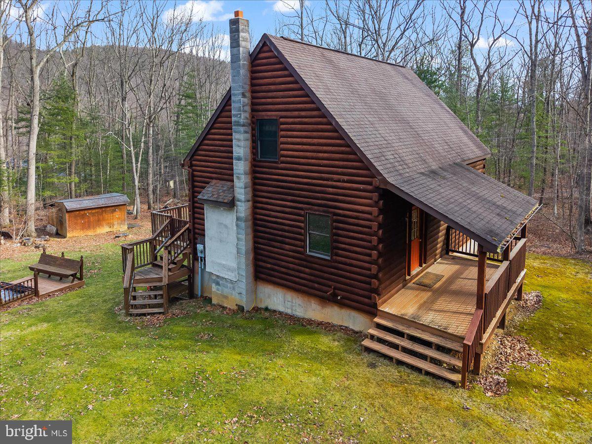 230 Laurel Run Road Dillsburg, PA 17019 - Photo 2 of 36 a backyard of a house with barbeque oven