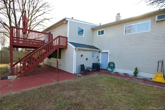 $749,999 | 528 14th Street, West Babylon, NY 11704