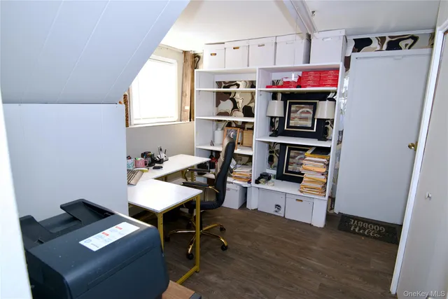 $749,999 | 528 14th Street, West Babylon, NY 11704