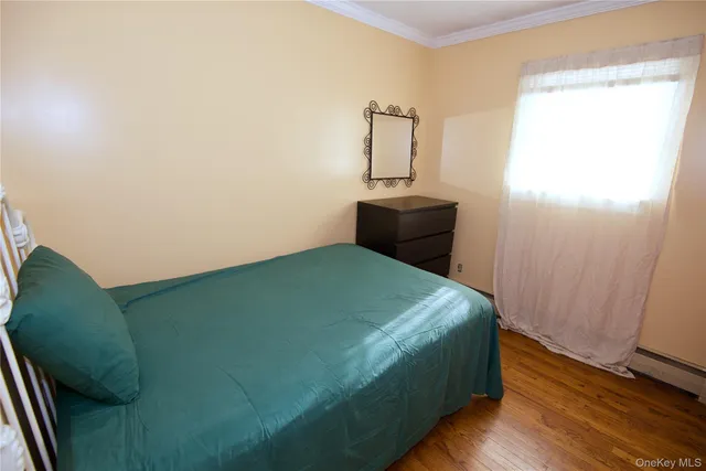 $749,999 | 528 14th Street, West Babylon, NY 11704