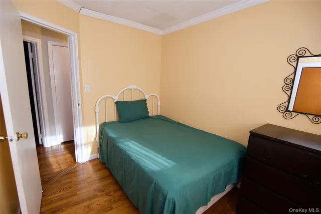 $749,999 | 528 14th Street, West Babylon, NY 11704