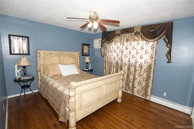 $749,999 | 528 14th Street, West Babylon, NY 11704