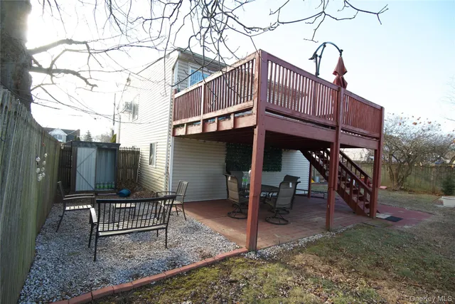 $749,999 | 528 14th Street, West Babylon, NY 11704