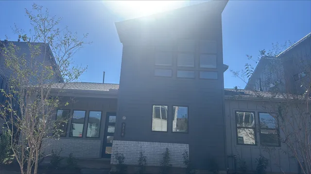 a view of a entryway of the house