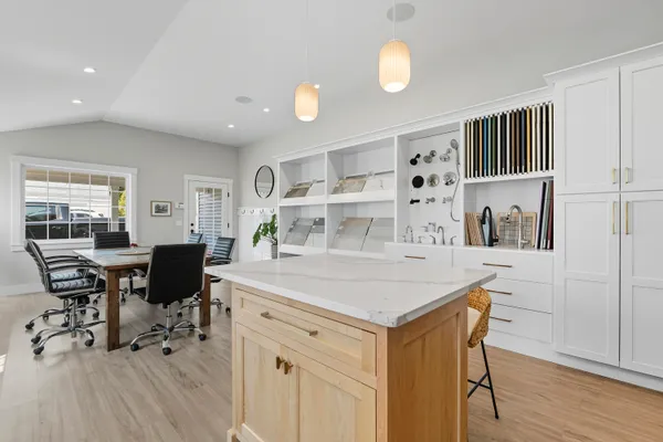 $799,000 | 9 Village Circle, Brunswick, ME 04011