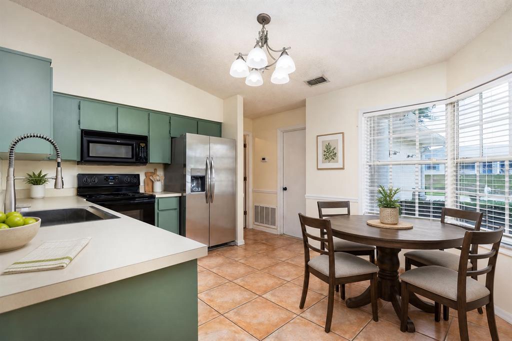 2076 South Parkton Drive Deltona, FL 32725 - Photo 13 of 30