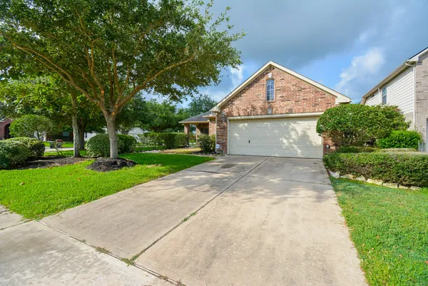 $2,150 | 21503 Round Creek Court, Richmond, TX 77407