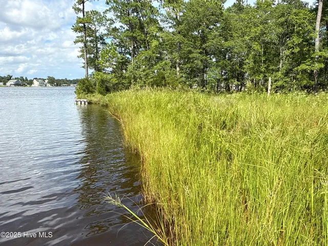 $229,000 | 104 Sunshine Drive, Arapahoe, NC 28510