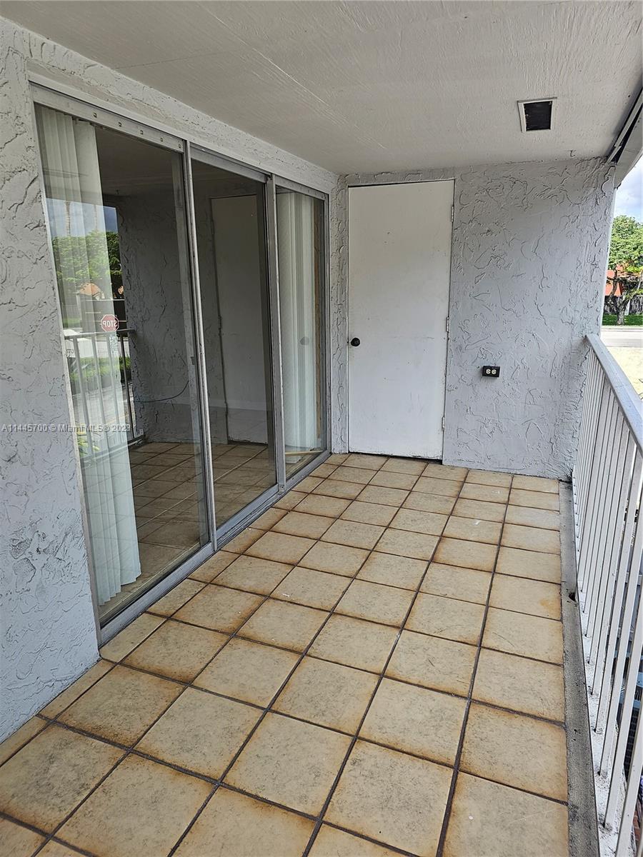 8460 Southwest 156th Place, Unit 725 Miami, FL 33193 - Photo 6 of 22