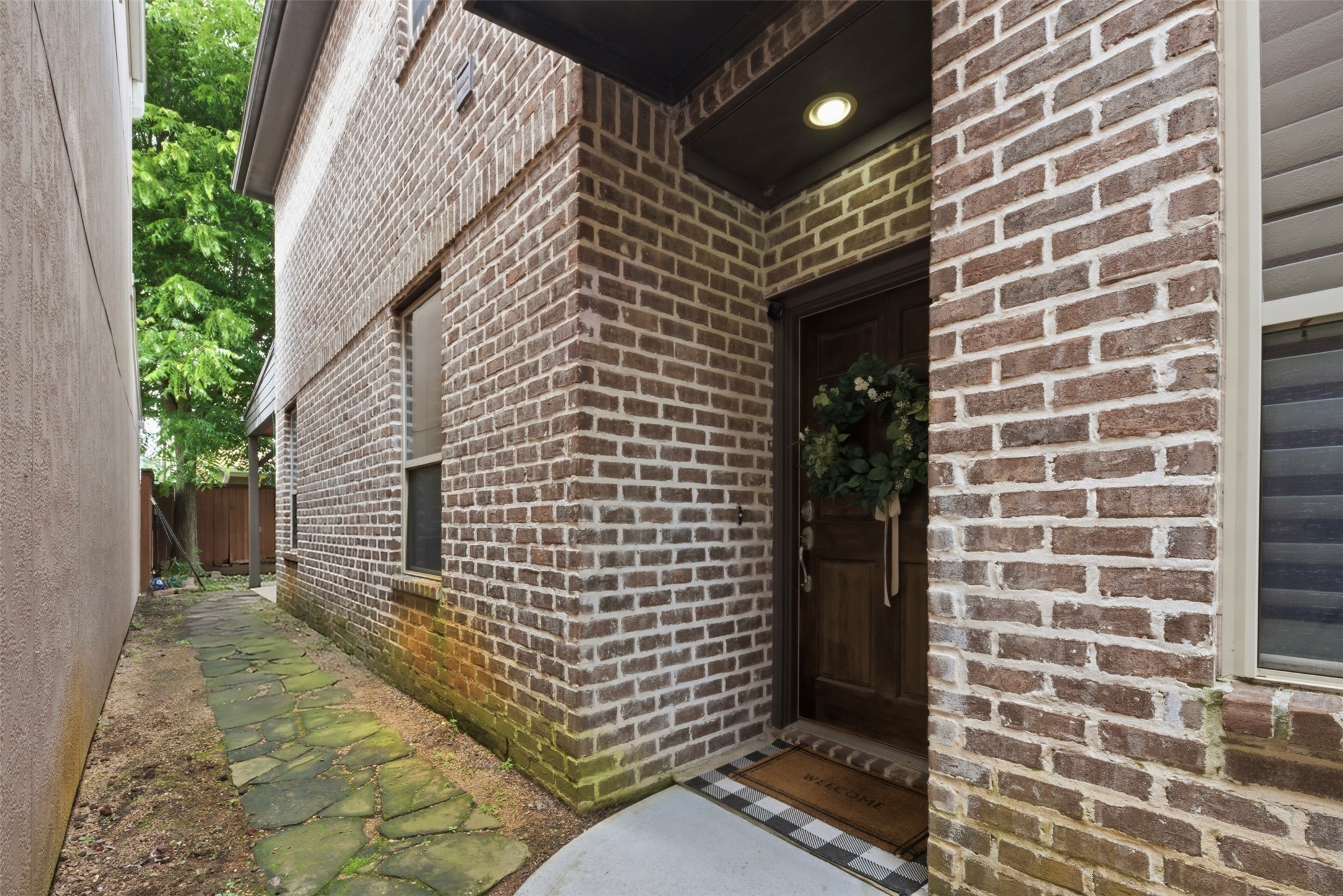 5929 Kansas Street Houston, TX 77007 - Photo 3 of 30