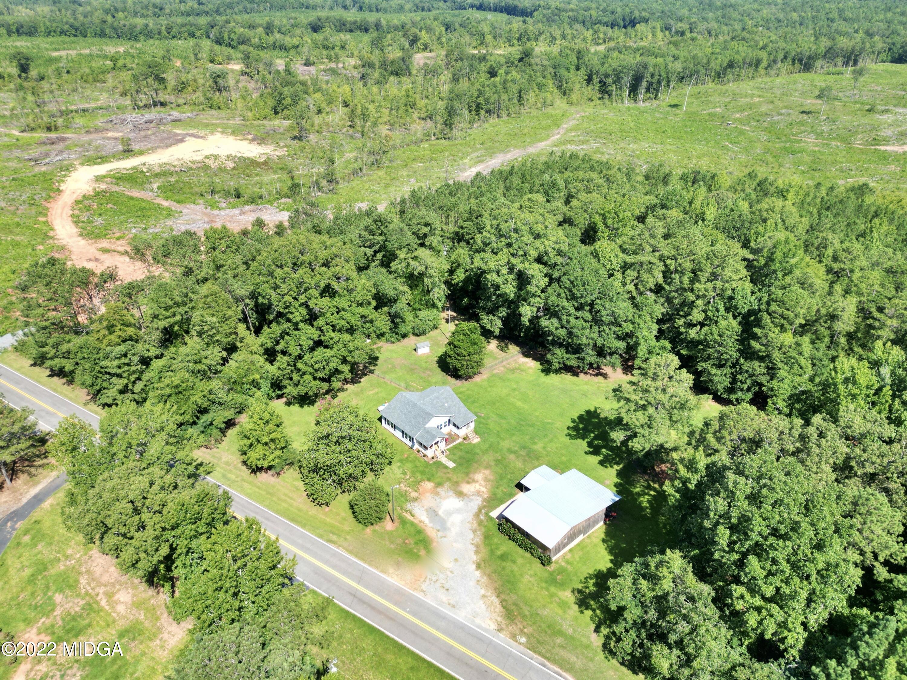 6277 East Hopewell Road Musella, GA 31066 - Photo 28 of 29 Photo_1080295460_DJI_36_jpg_8385245_0_20