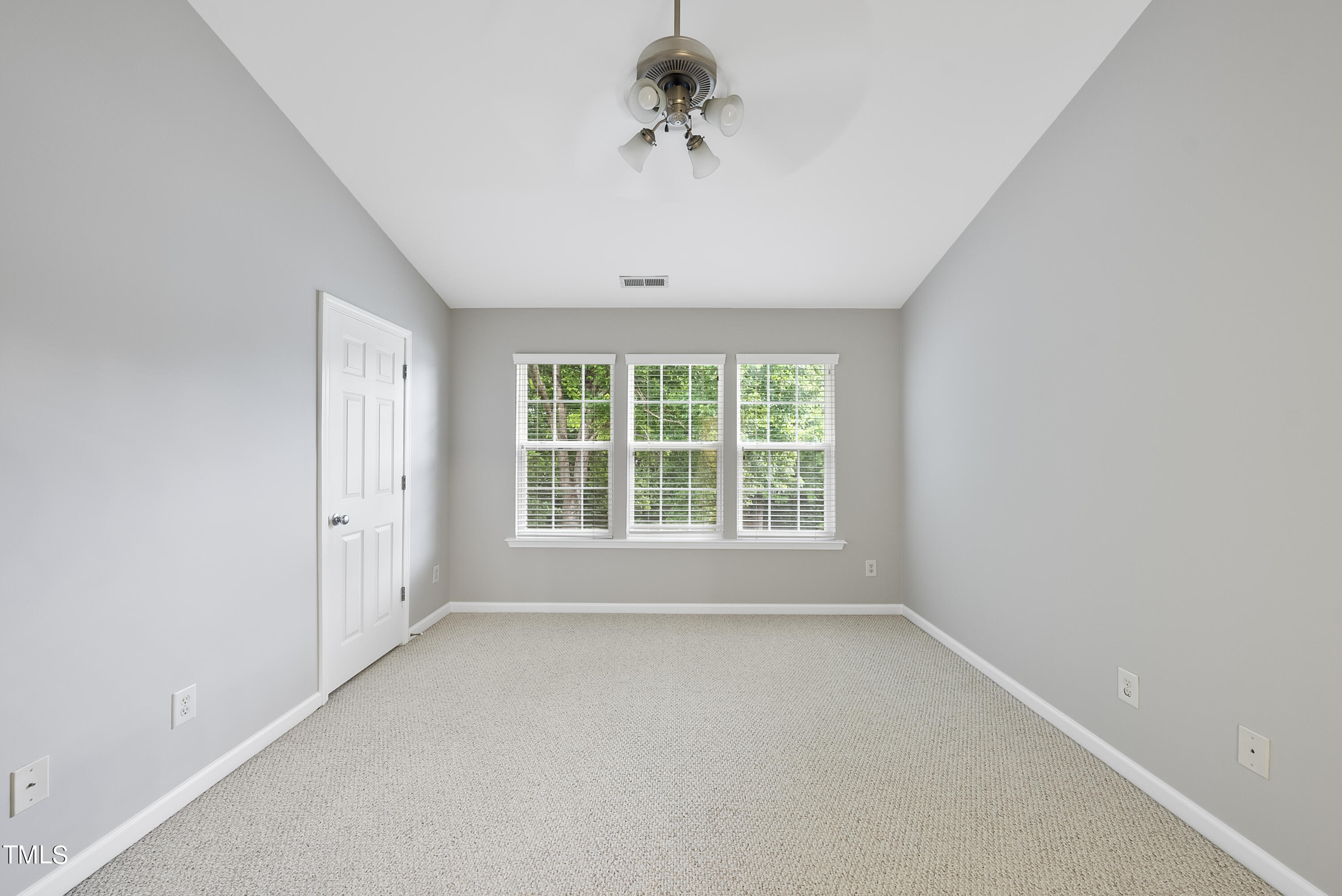 8462 Reedy Ridge Lane Raleigh, NC 27613 - Photo 22 of 27 DSC06863