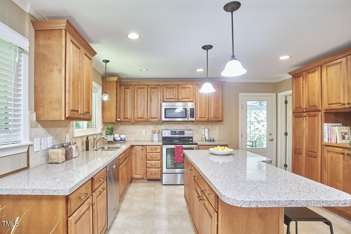 2718 McDowell Road Durham, NC 27705 - Photo 25 of 75 016