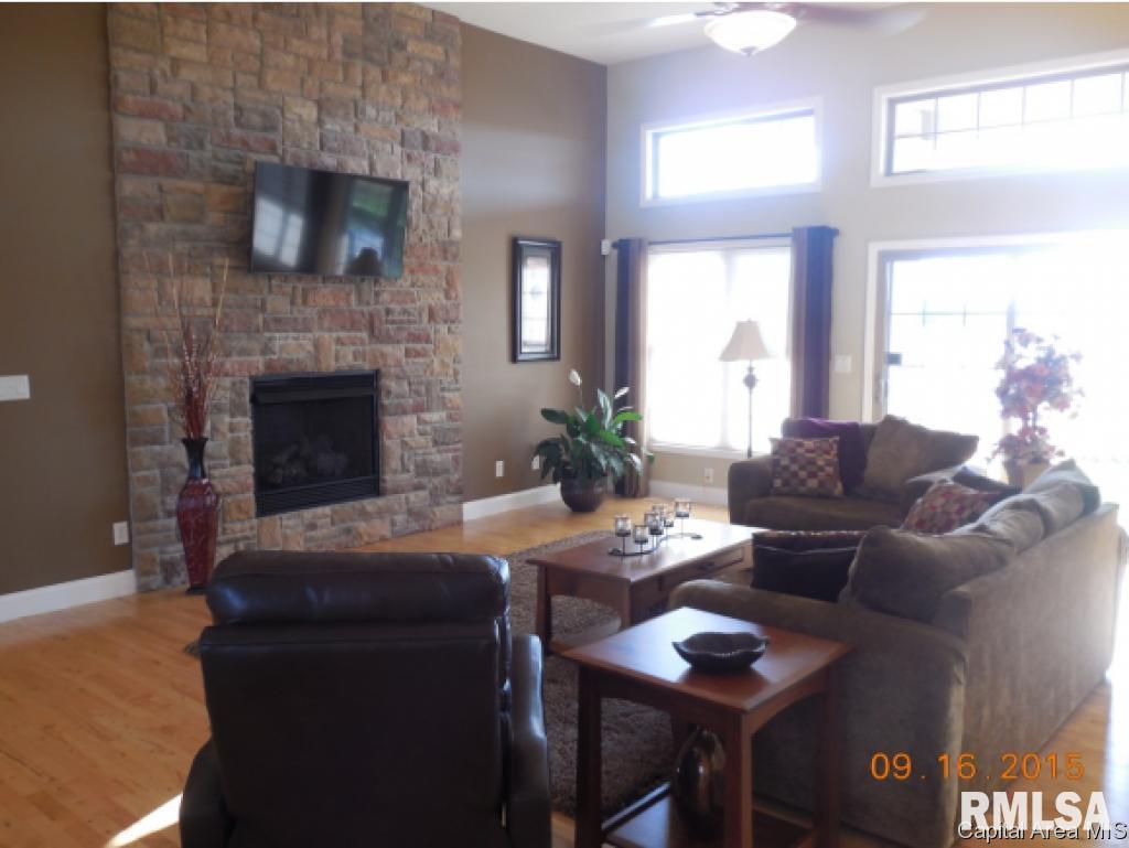955 Nine Rock Road Sherman, IL 62684 - Photo 3 of 28 Gallery Image 3