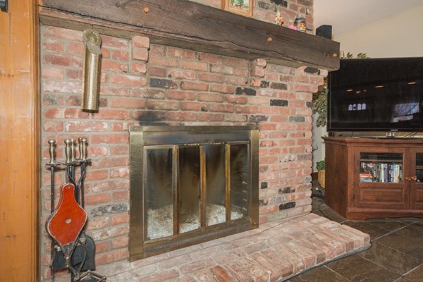 2230 Main Street Warren, MA 01092 - Photo 4 of 30 Gallery Image 4