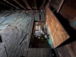 242 Wahconah Street Pittsfield, MA 01201 - Photo 10 of 12