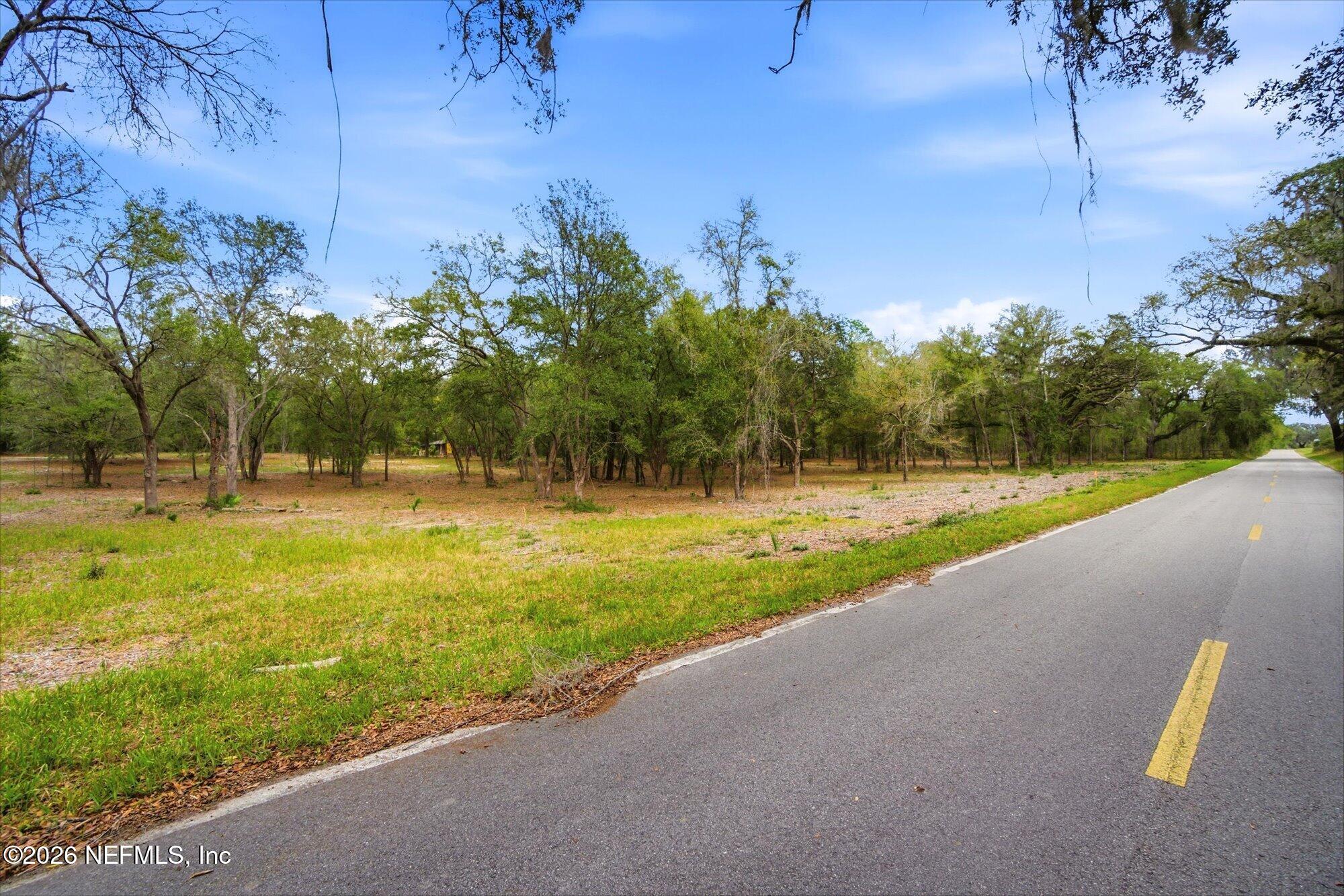 660 Old Welaka Road Satsuma, FL 32189 - Photo 2 of 28 a view of outdoor space with swimming pool