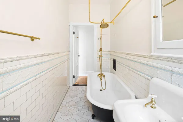 $379,900 | 5110 Greene Street, Philadelphia, PA 19144