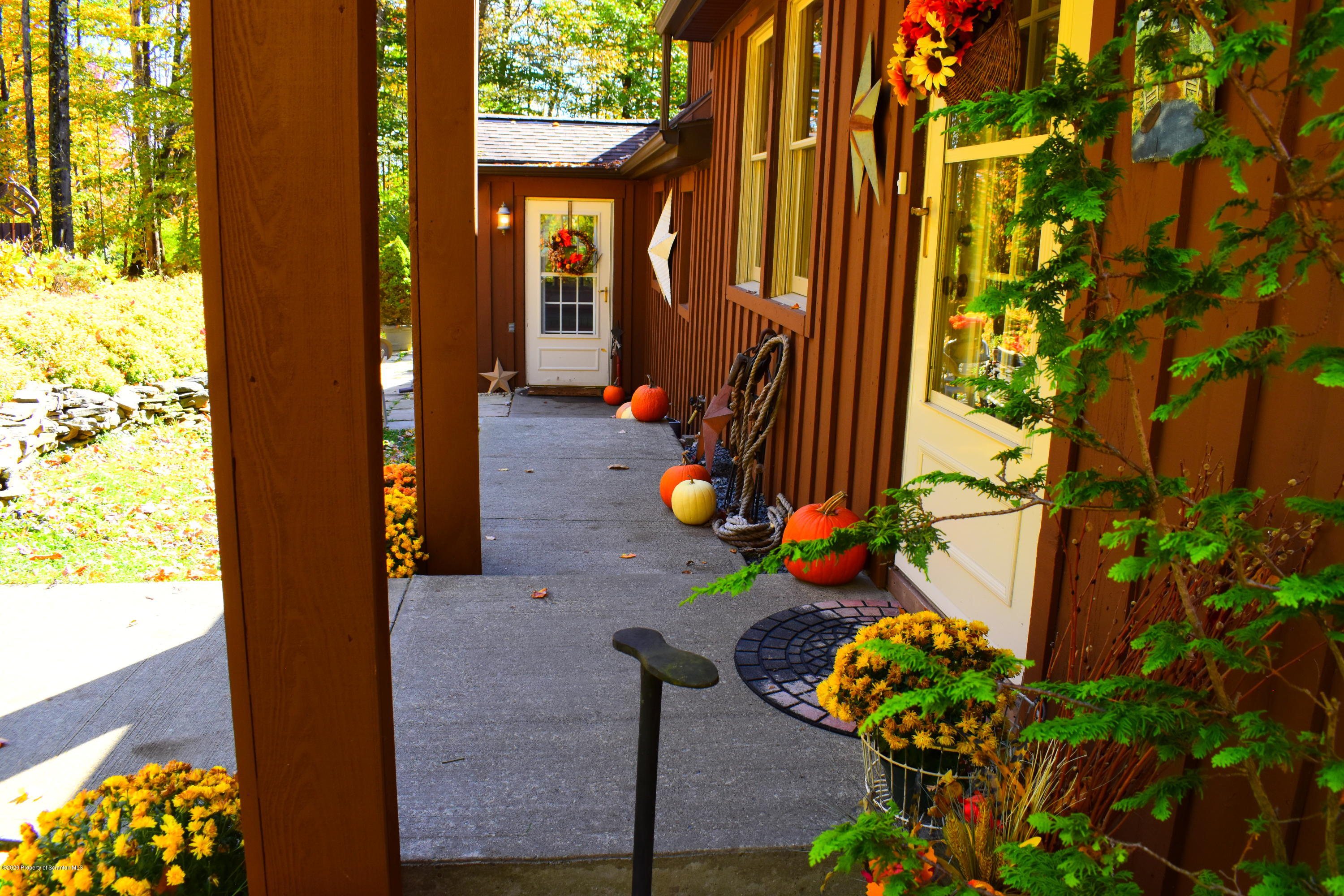 973 Washburn Road New Milford, PA 18834 - Photo 4 of 66 Gallery Image 4