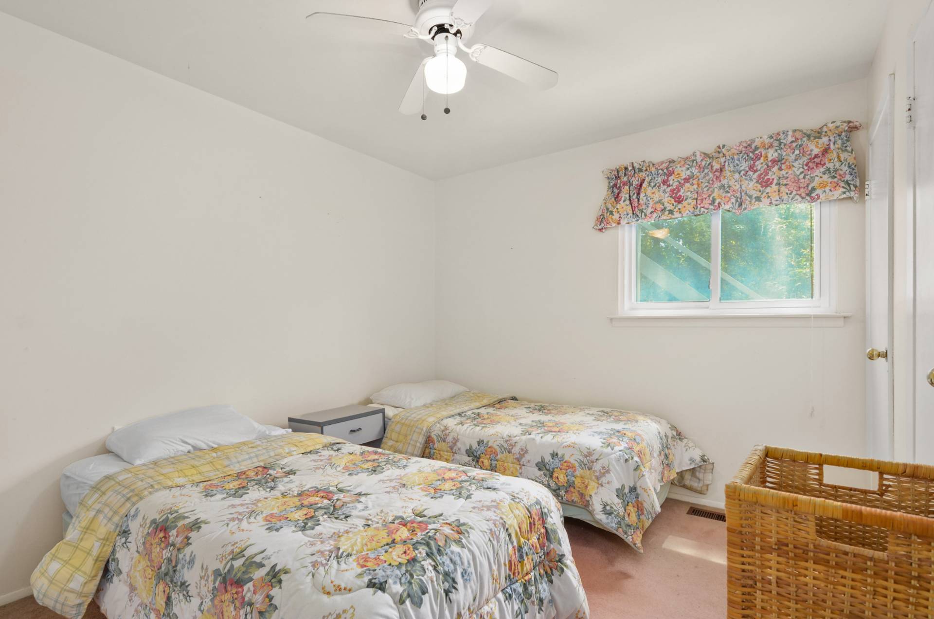 11 Devon Road Amagansett, NY 11930 - Photo 20 of 34 Gallery Image 20