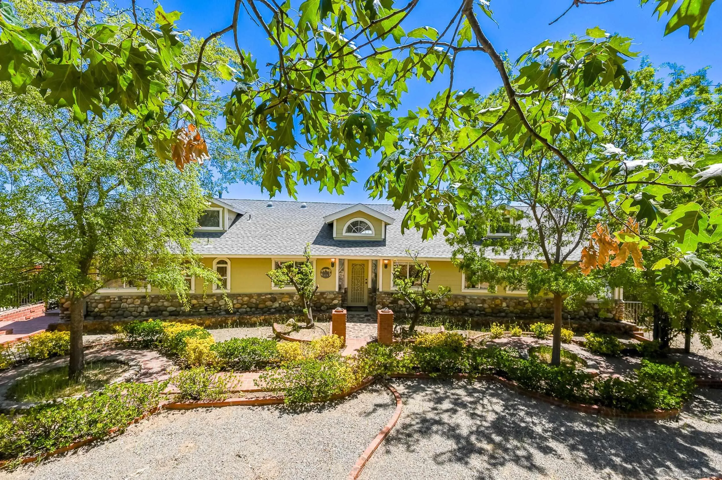 1577 Oak Land Road Julian, CA 92036 - Photo 2 of 73 Exterior Front