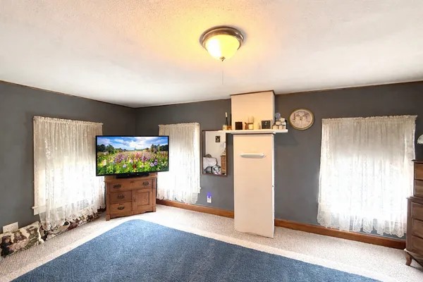$220,000 | 205 North Illini Street, Shabbona, IL 60550
