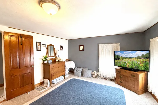 $220,000 | 205 North Illini Street, Shabbona, IL 60550