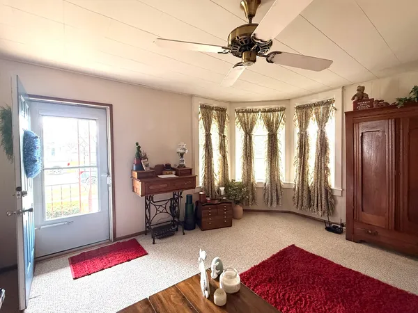 $220,000 | 205 North Illini Street, Shabbona, IL 60550