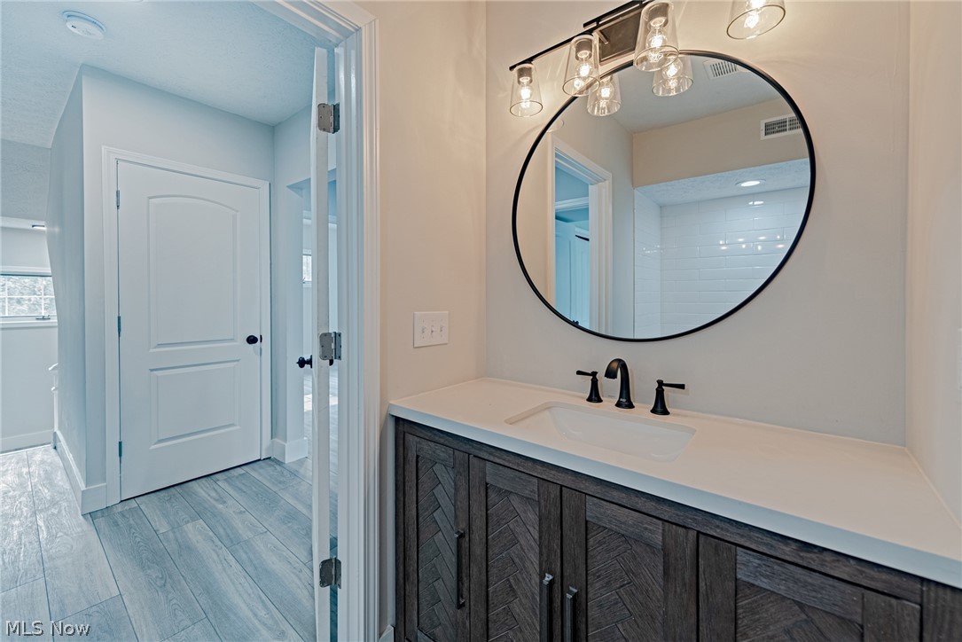 2182 Middlefield Road Cleveland Heights, OH 44106 - Photo 19 of 32 Gallery Image 19