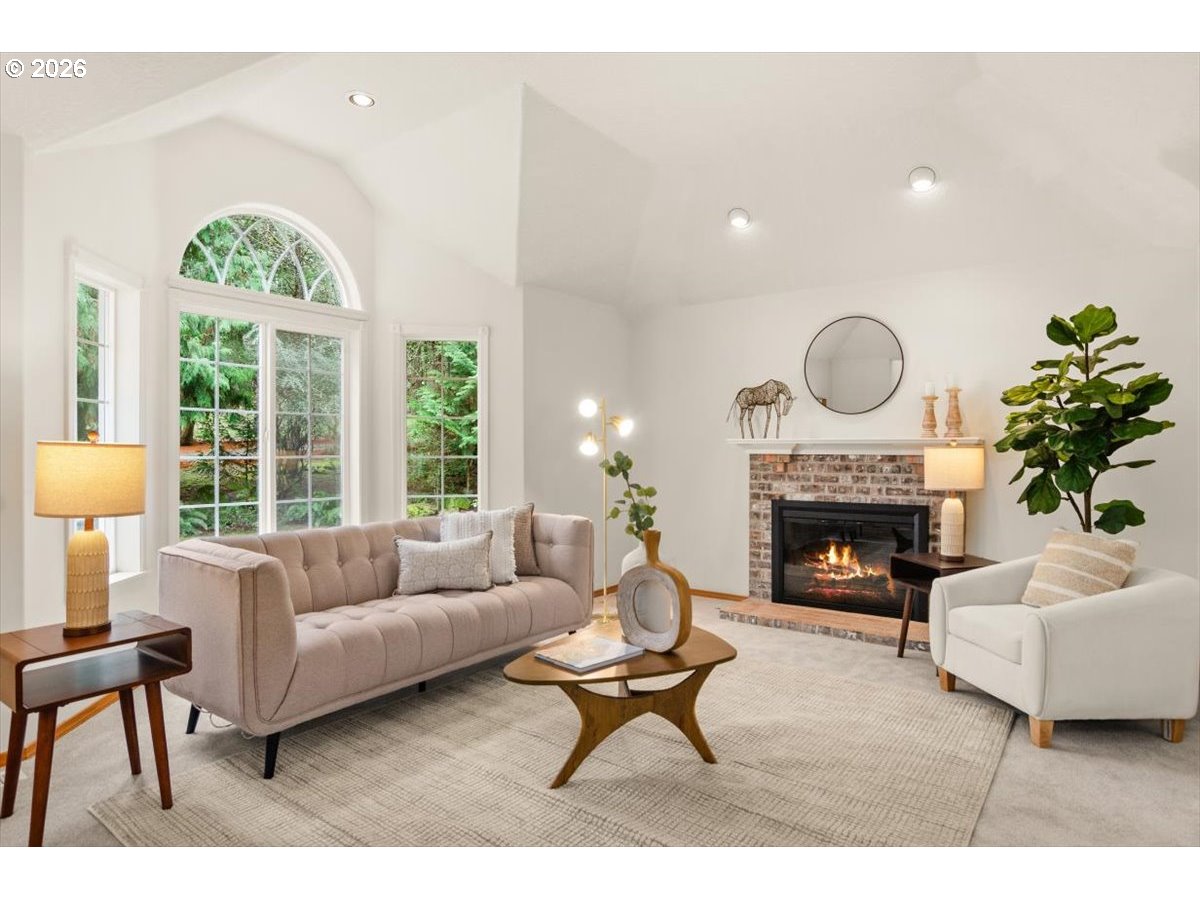 20301 Southwest Gassner Road Beaverton, OR 97007 - Photo 2 of 40 Living Room