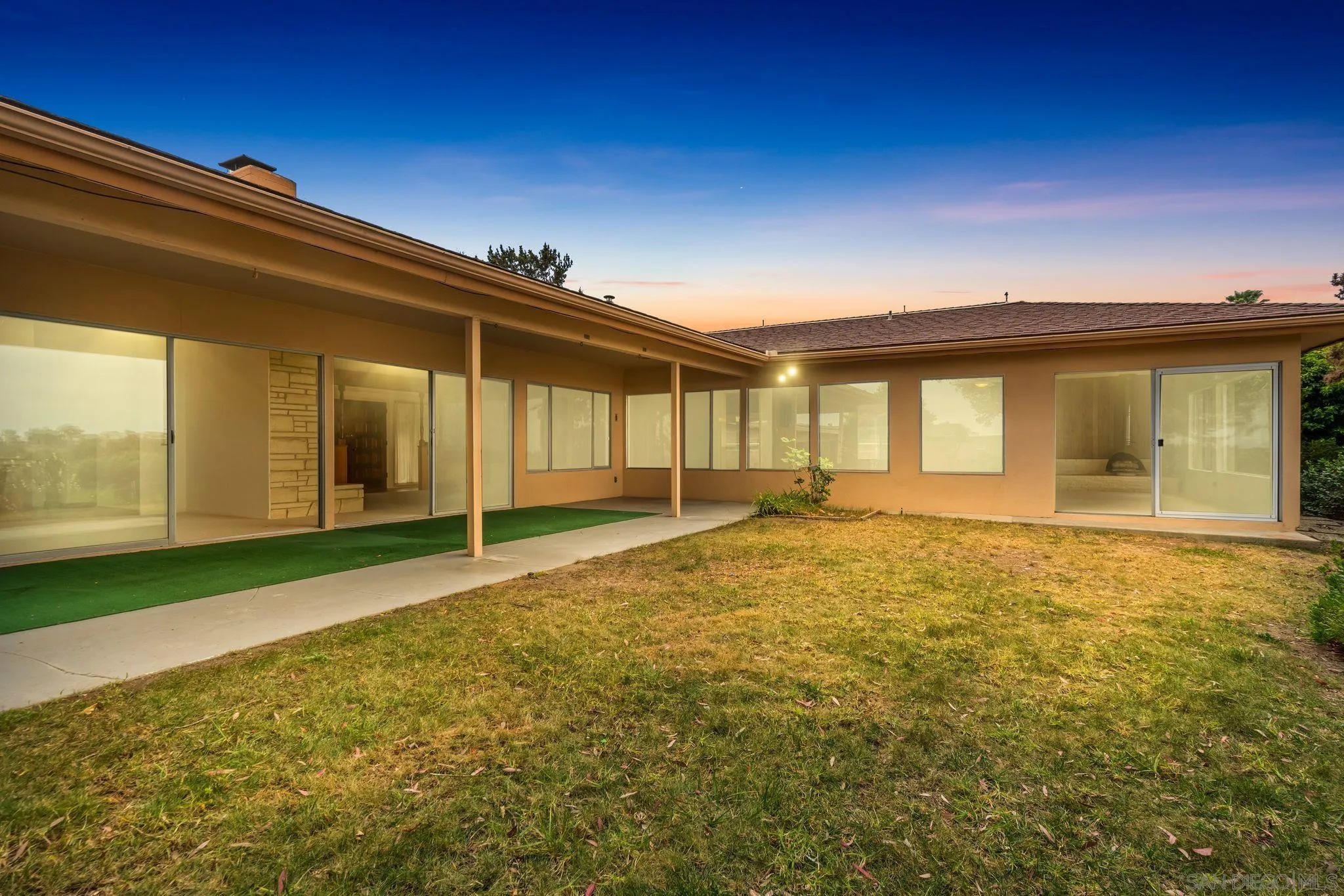 5877 Soledad Mountain Road La Jolla, CA 92037 - Photo 31 of 33