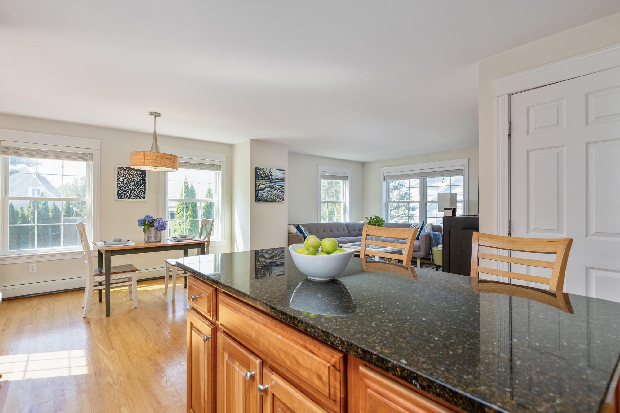 9 Longview Drive Portland, ME 04103 - Photo 7 of 42 9 Longview_W5_012