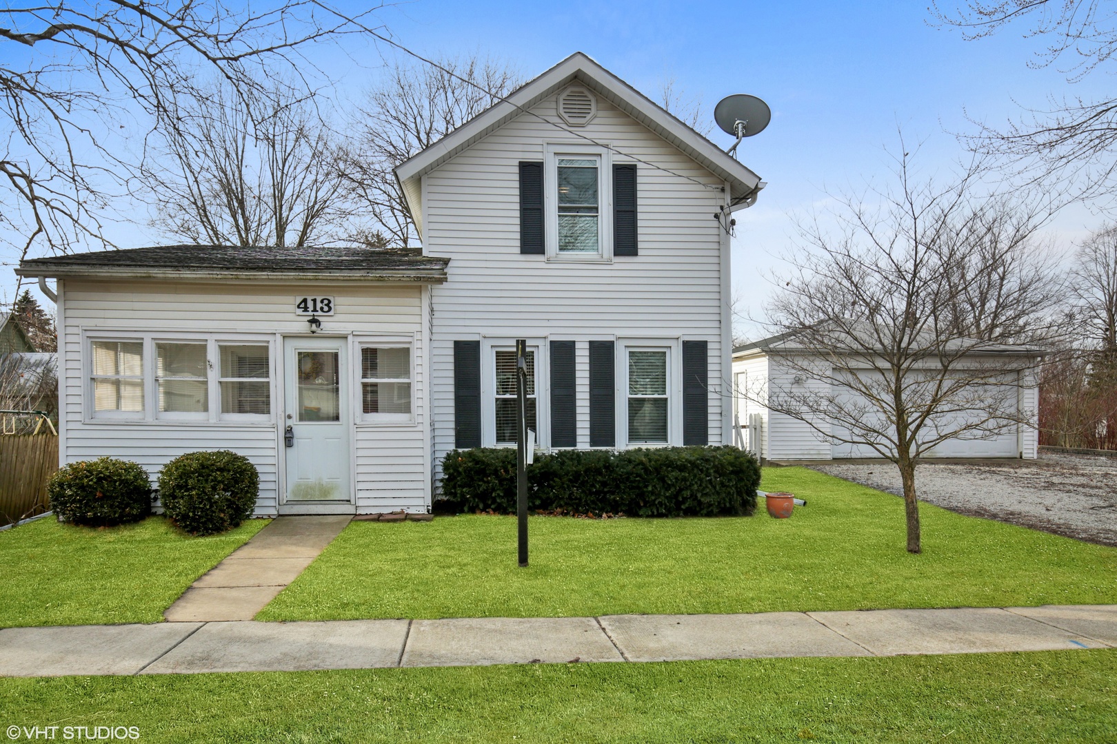 413 West Pierce Street Elburn, IL 60119 - Photo 1 of 15