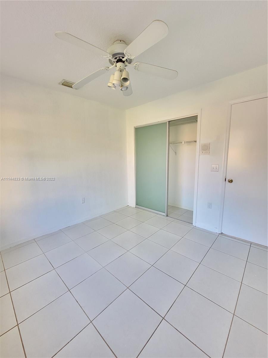 25053 Southwest 129th Place Homestead, FL 33032 - Photo 13 of 23