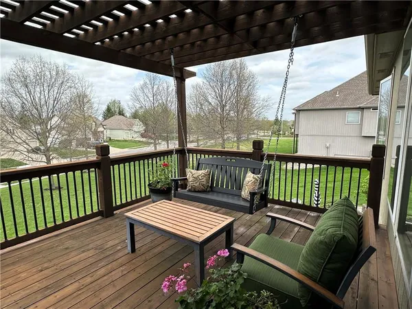 $625,000 | 10504 North Euclid Avenue, Kansas City, MO 64155