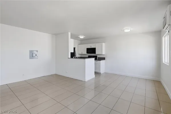 $1,350 | 180 West New York Avenue, Unit 4, Las Vegas, NV 89102