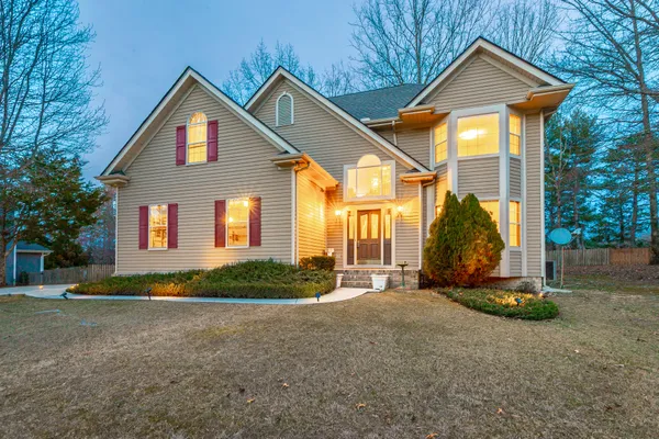$425,000 | 5311 Kellys Point, Ooltewah, TN 37363