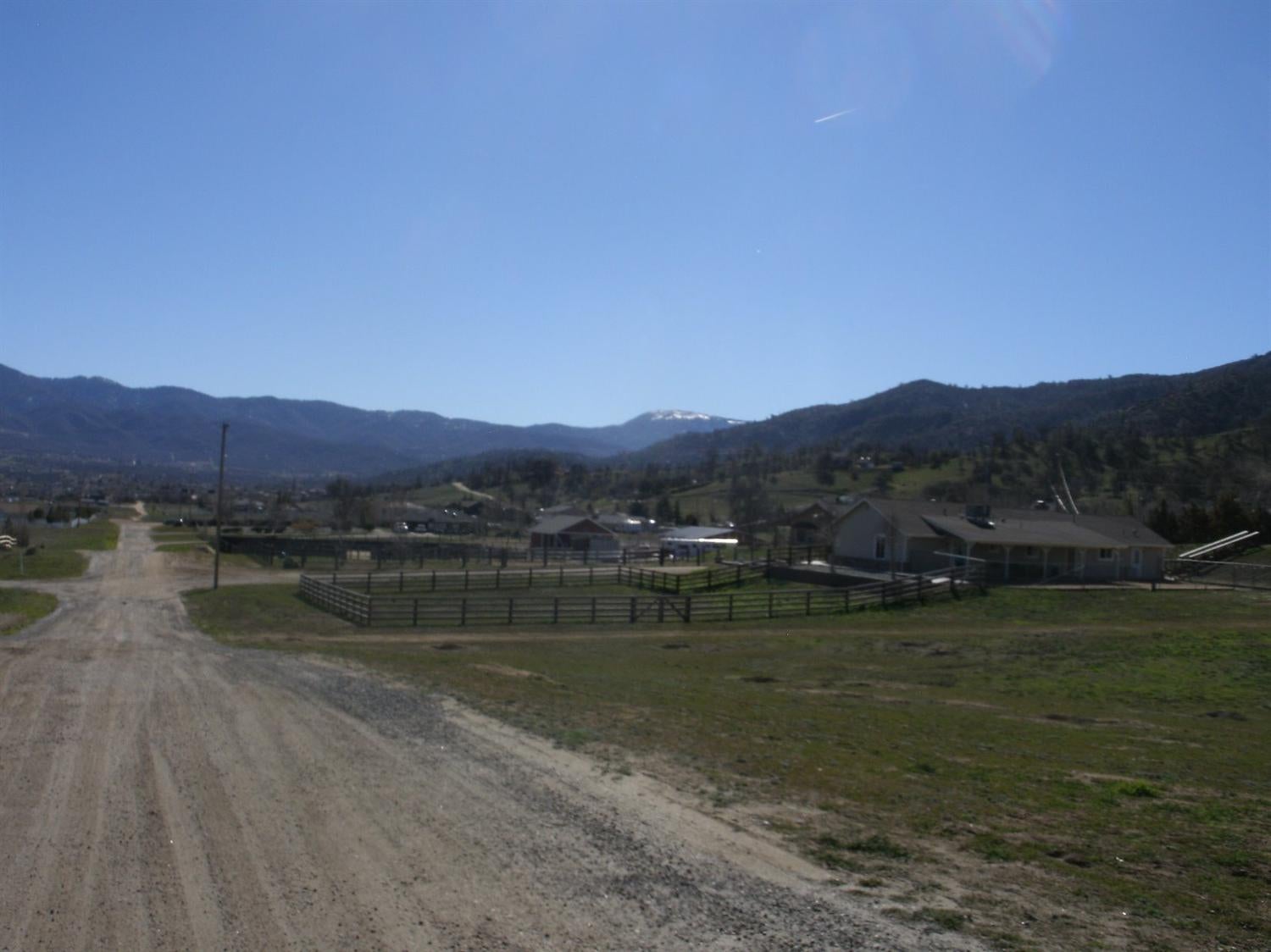 23937 Clover Spring Road Tehachapi, CA 93561 - Photo 34 of 36 Gallery Image 34