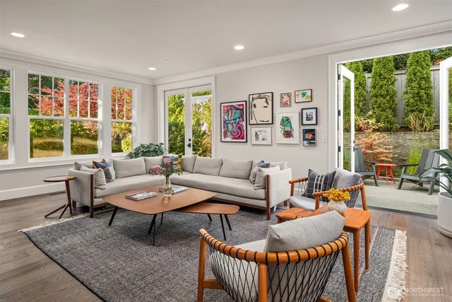 $10,550,000 | 3183 95th Place Northeast, Clyde Hill, WA 98004