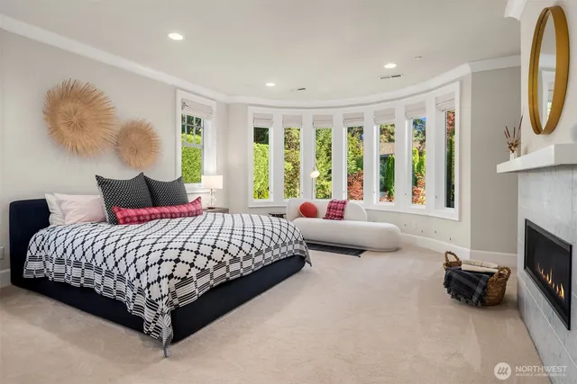 $10,550,000 | 3183 95th Place Northeast, Clyde Hill, WA 98004