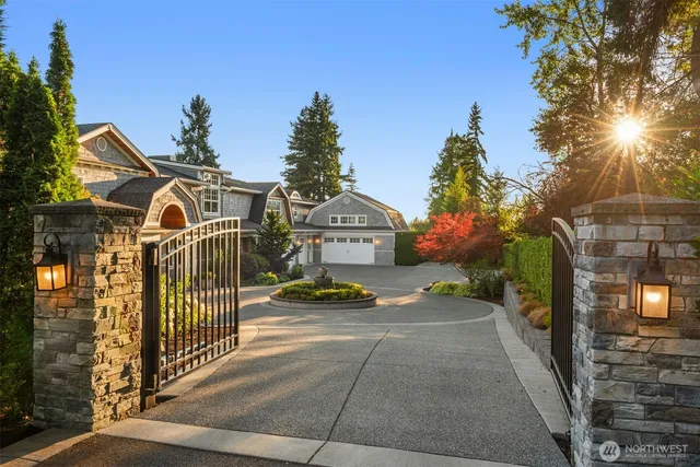 $10,550,000 | 3183 95th Place Northeast, Clyde Hill, WA 98004