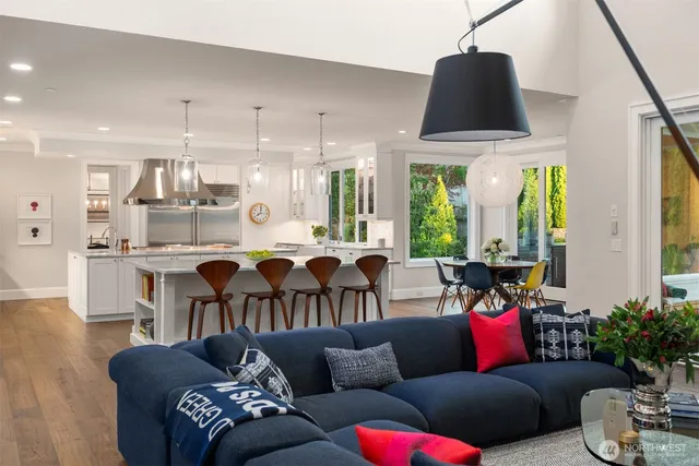 $10,550,000 | 3183 95th Place Northeast, Clyde Hill, WA 98004