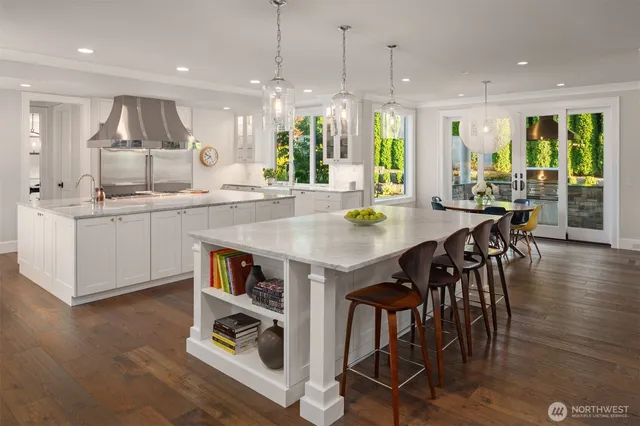 $10,550,000 | 3183 95th Place Northeast, Clyde Hill, WA 98004