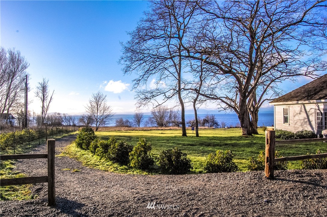 2234 Seabright Loop Point Roberts, WA 98281 - Photo 2 of 22