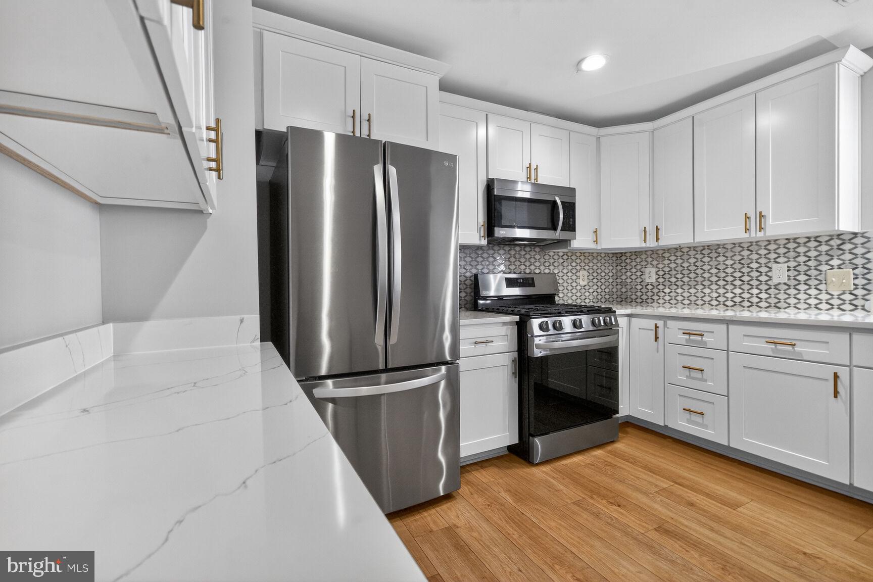 11776 Stratford House Place, Unit 1008 Reston, VA 20190 - Photo 20 of 66 Kitchen